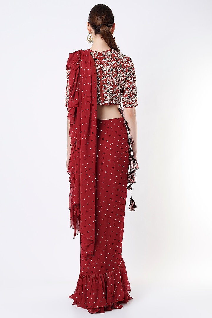 Maroon Pre-Stitched Wedding Saree Set by Payal Singhal at Pernia's Pop Up Shop