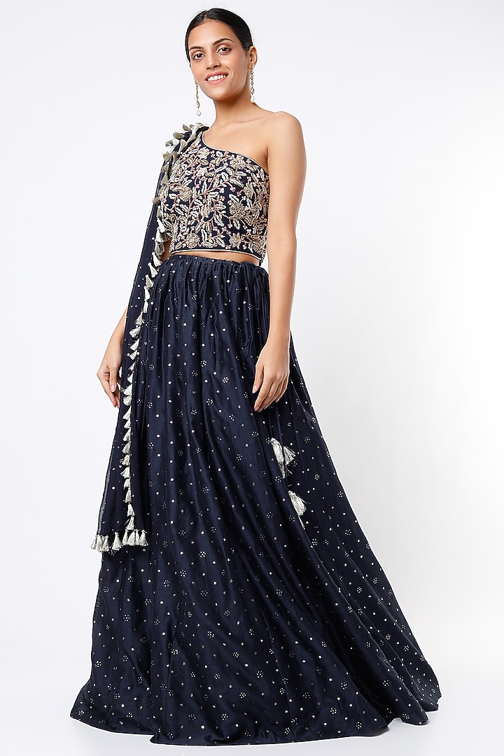 Dark Navy Mukaish Silk Mul Wedding Lehenga Set by Payal Singhal at Pernia's Pop Up Shop