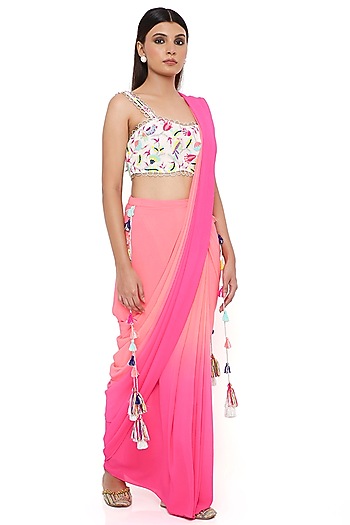 Coral & Pink Shaded Georgette Wedding Saree Set by Payal Singhal at Pernia's Pop Up Shop