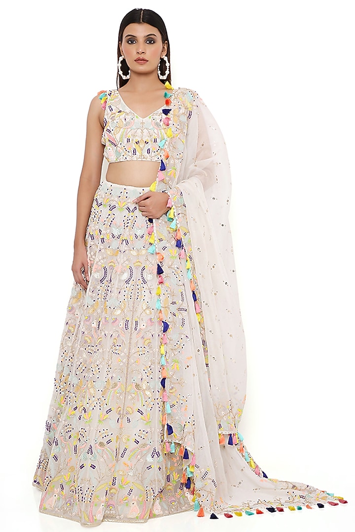 Off-White Organza Embroidered Bridal Lehenga Set by Payal Singhal at Pernia's Pop Up Shop