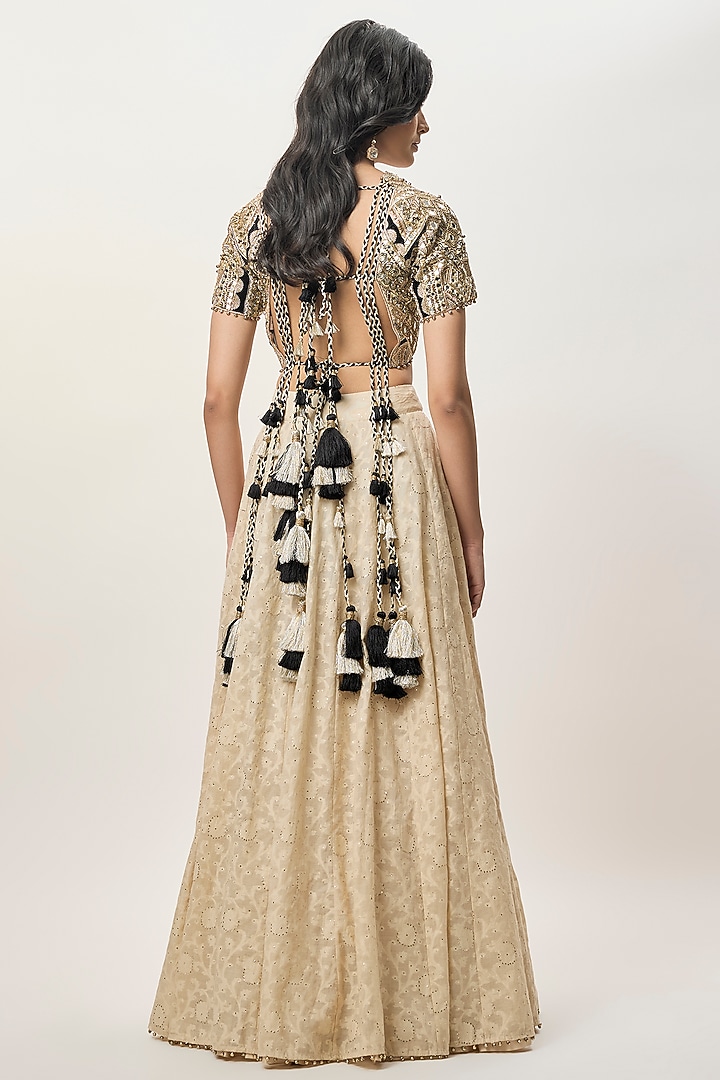 Beige Katarwa Wedding Lehenga Set by Payal Singhal at Pernia's Pop Up Shop