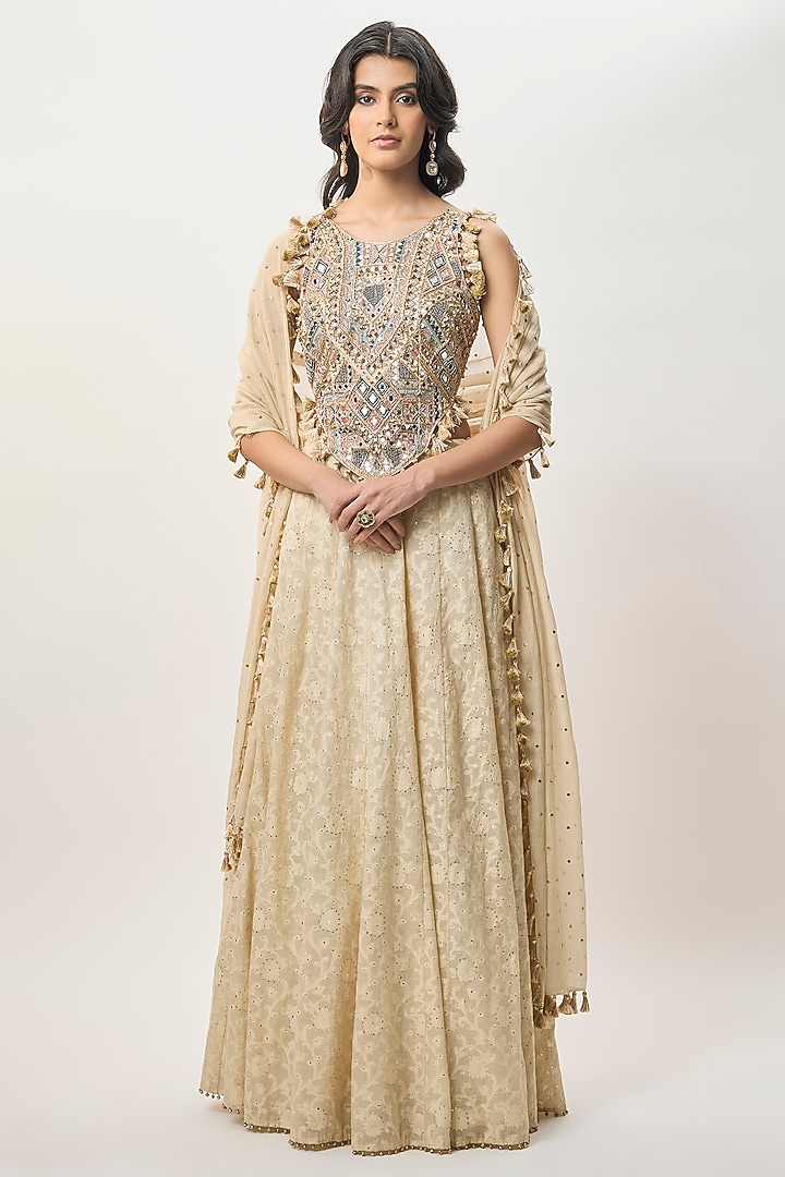 Beige Mukaish Jaal Wedding Lehenga Set by Payal Singhal at Pernia's Pop Up Shop