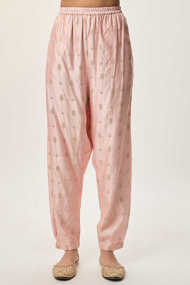 Blush Pink Chiniya Silk Embroidered Kurta Set by Payal Singhal at Pernia's Pop Up Shop