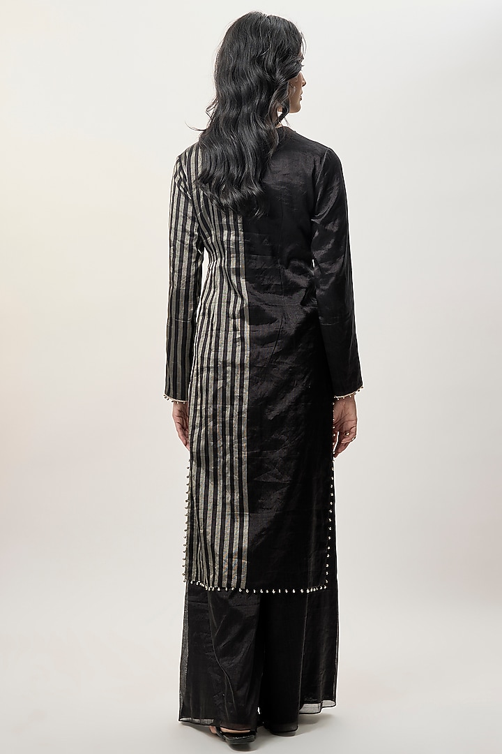 Black Tissue Embroidered Kurta Set by Payal Singhal at Pernia's Pop Up Shop