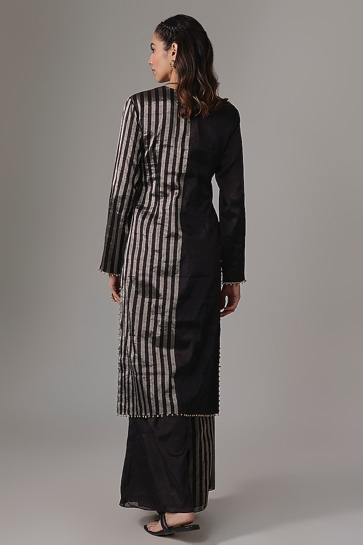 Black Tissue Embroidered Kurta Set by Payal Singhal at Pernia's Pop Up Shop