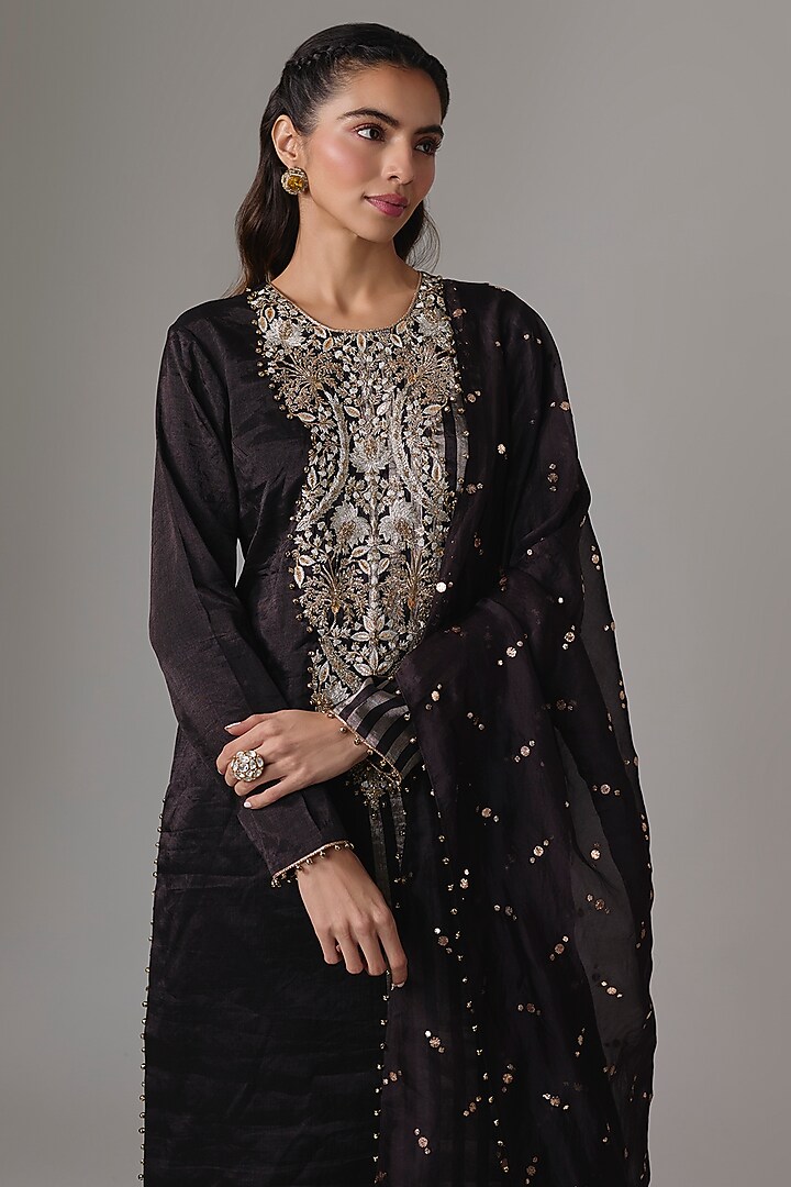 Black Tissue Embroidered Kurta Set by Payal Singhal at Pernia's Pop Up Shop
