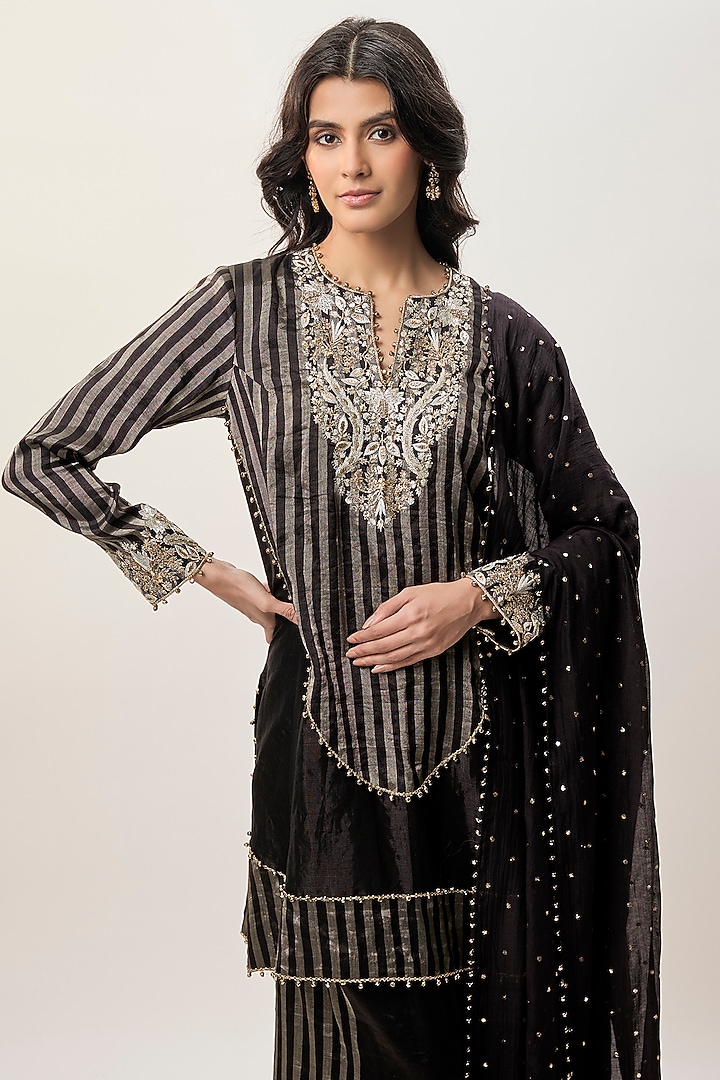 Black Stripe Tissue Embroidered Kurta Set by Payal Singhal at Pernia's Pop Up Shop