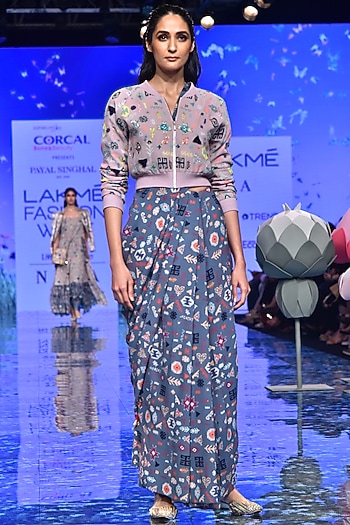 Blue Georgette Bandhani Printed Jacket Wedding Saree Set by Payal Singhal at Pernia's Pop Up Shop