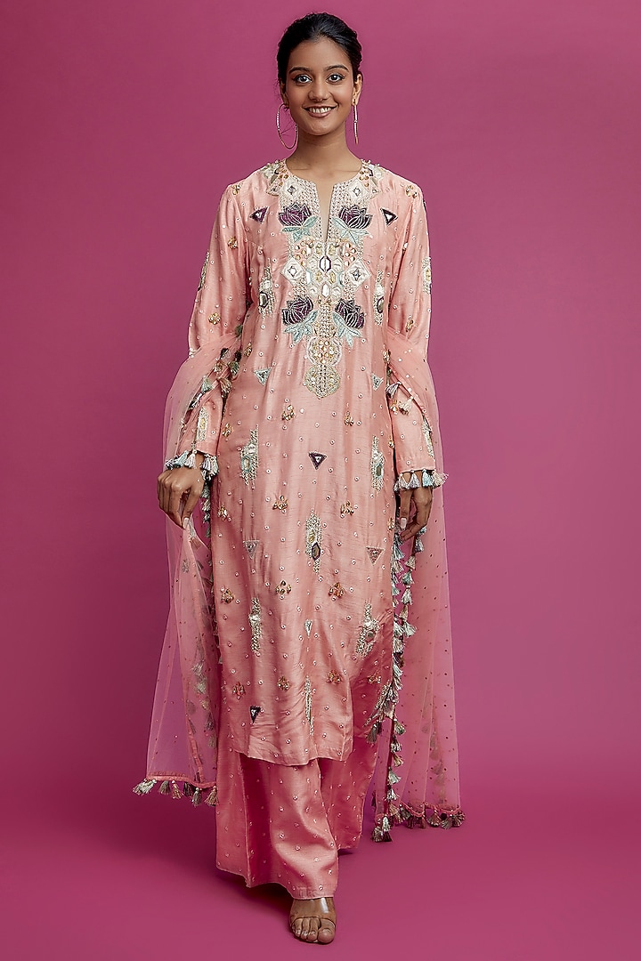 Blush Pink Mukaish Silk Embroidered Kurta Set by Payal Singhal at Pernia's Pop Up Shop