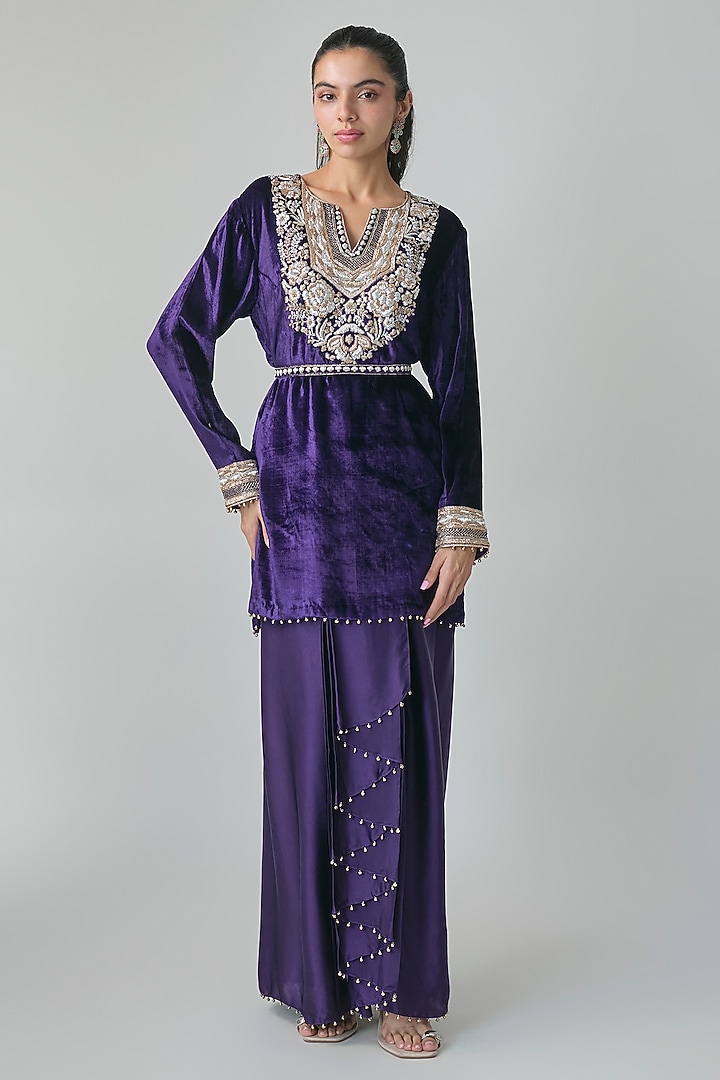 Purple Silk Satin Embroidered Kurta Set by Payal Singhal at Pernia's Pop Up Shop
