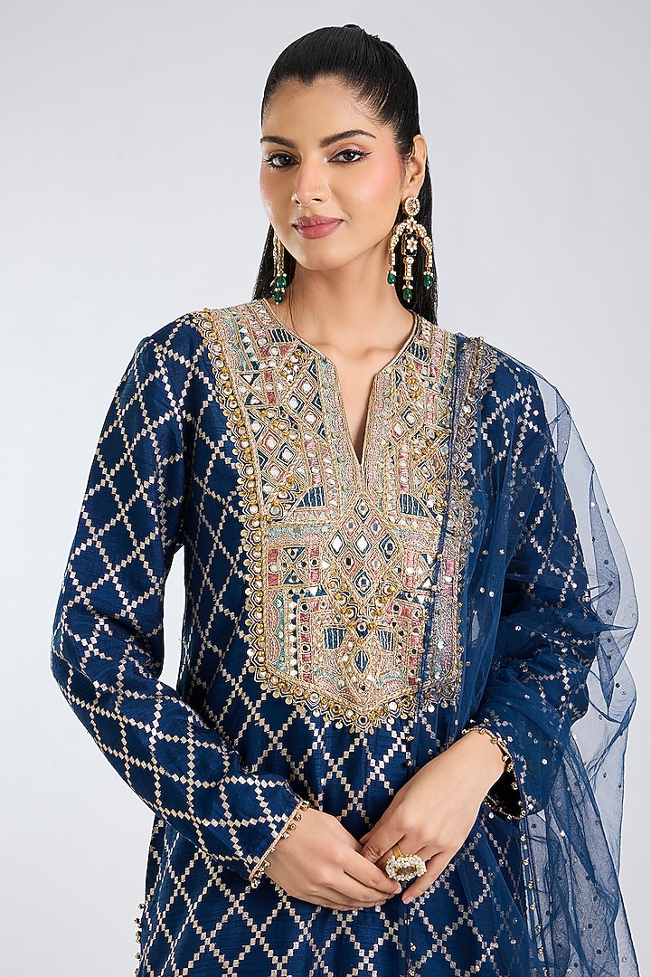 Navy Blue Dola Silk Embroidered Kurta Set by Payal Singhal at Pernia's Pop Up Shop