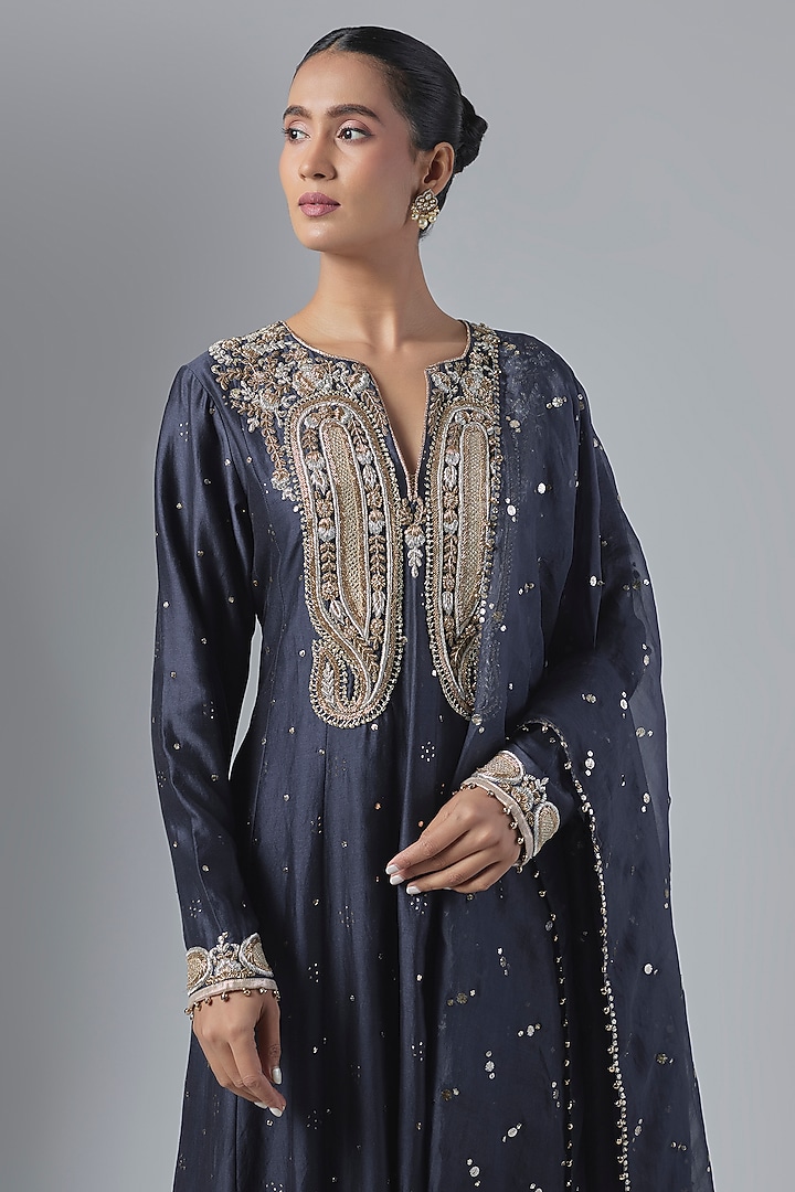 Navy Blue Mukaish Mulmul Embroidered Bridal Anarkali Set by Payal Singhal at Pernia's Pop Up Shop
