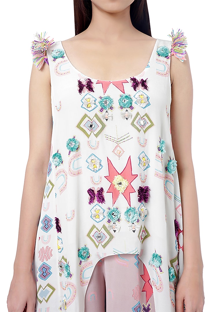 White & Blush Pink Embroidered Kurta Set by Payal Singhal at Pernia's Pop Up Shop