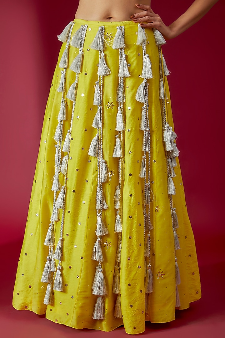 Dull Lime Georgette Embroidered Wedding Lehenga Set by Payal Singhal at Pernia's Pop Up Shop