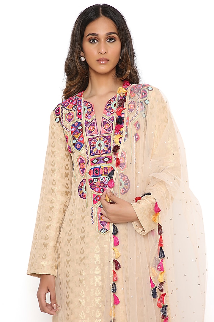 Stone-Colored Banarasi Georgette Embroidered Kurta Set by Payal Singhal at Pernia's Pop Up Shop