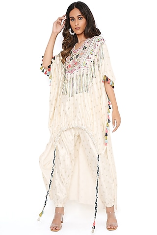 Chalk White Chanderi Embroidered Kurta Set by Payal Singhal