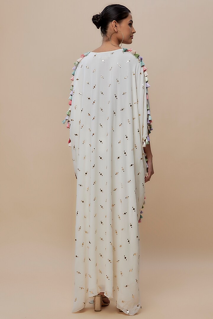 White Mukaish Georgette Hand Embroidered High-Low Kurta Set by Payal Singhal at Pernia's Pop Up Shop