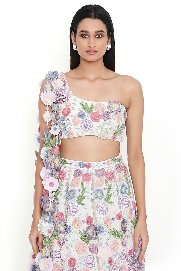 Off-White Georgette Embroidered Bridal Lehenga Set by Payal Singhal at Pernia's Pop Up Shop