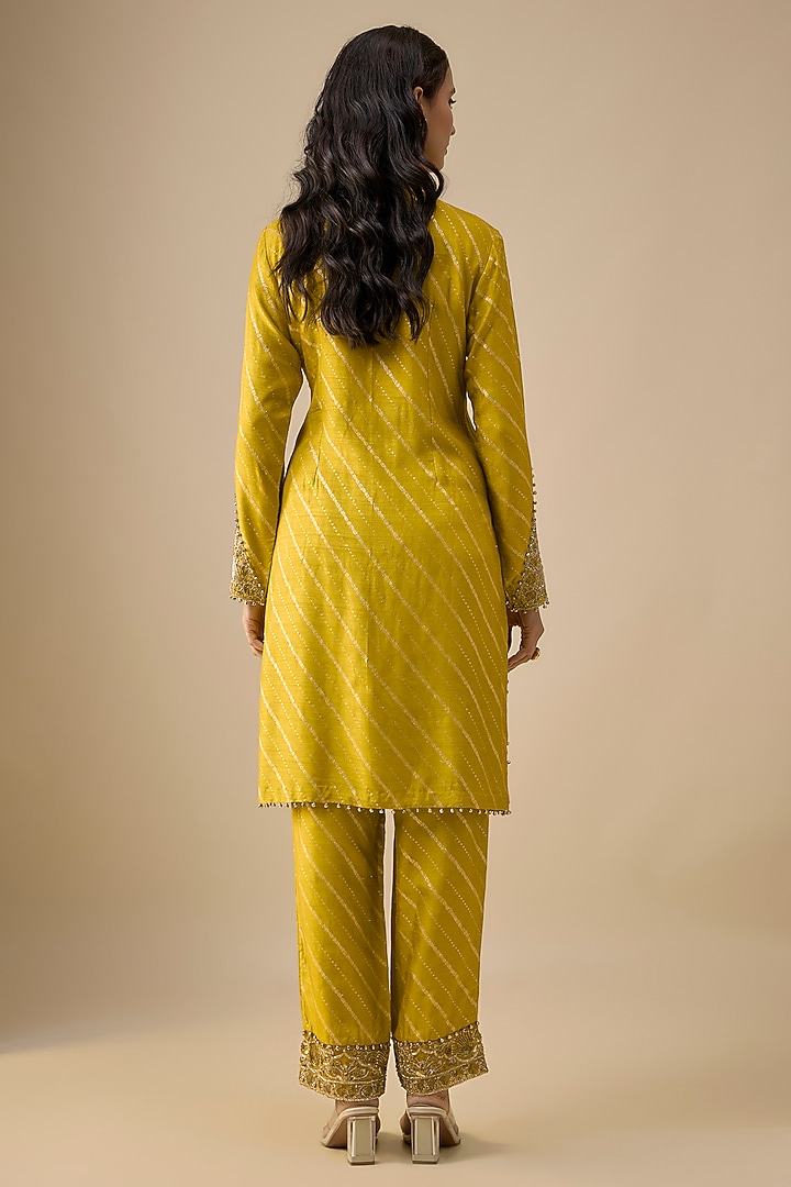 Olive Green Dola Silk Hand Embroidered Kurta Set by Payal Singhal at Pernia's Pop Up Shop