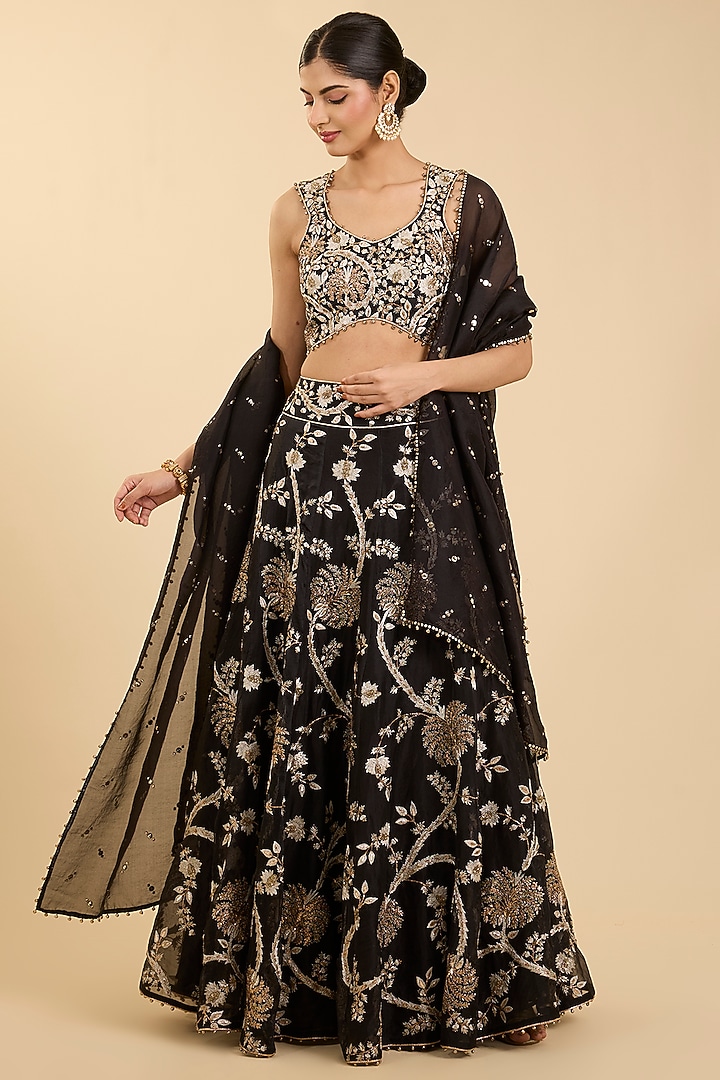 Black Organza Embroidered Bridal Lehenga Set by Payal Singhal at Pernia's Pop Up Shop