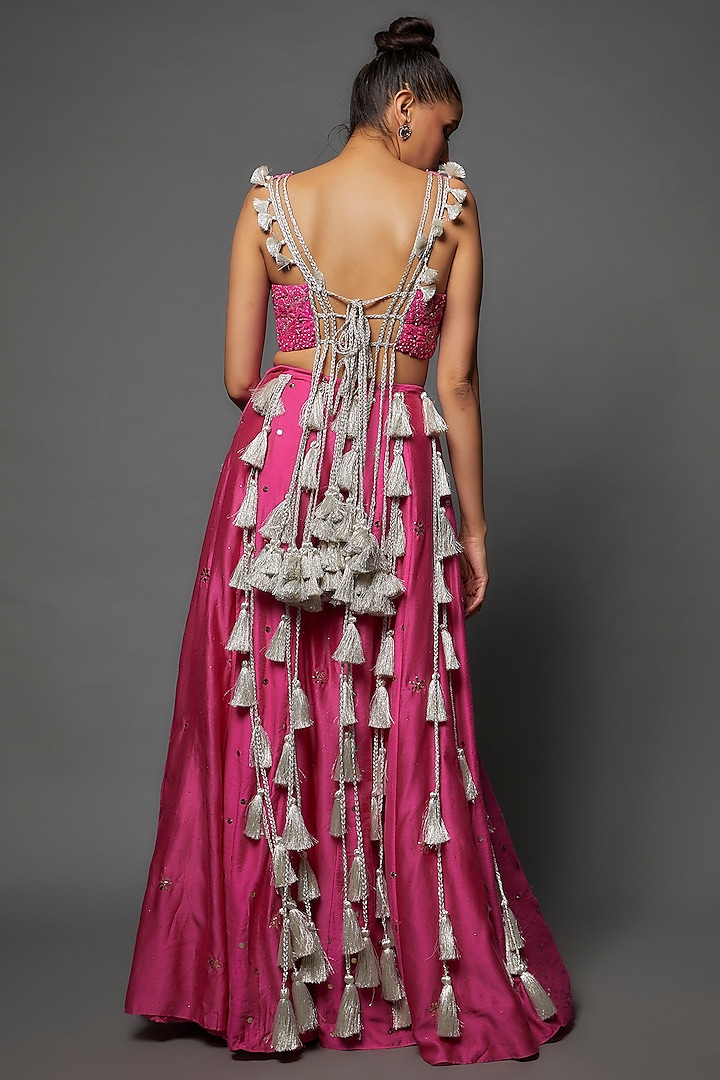 Pink Mukaish Silk Mul Wedding Lehenga Set by Payal Singhal at Pernia's Pop Up Shop