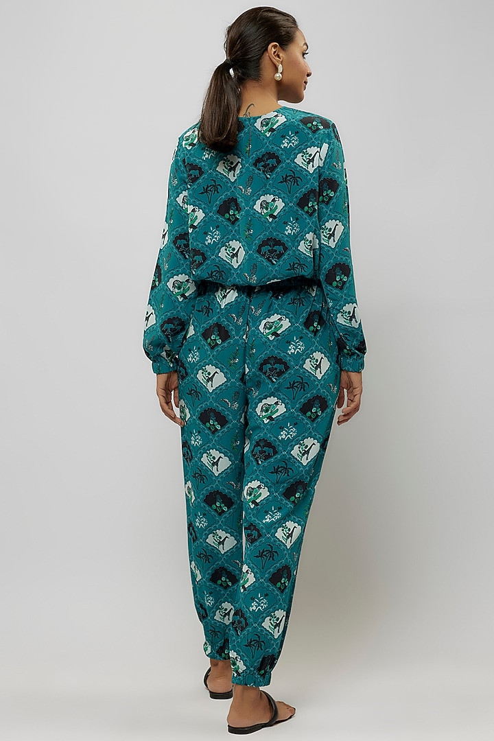 Teal Crepe Digital Printed Jogger Pant Set by Payal Singhal at Pernia's Pop Up Shop