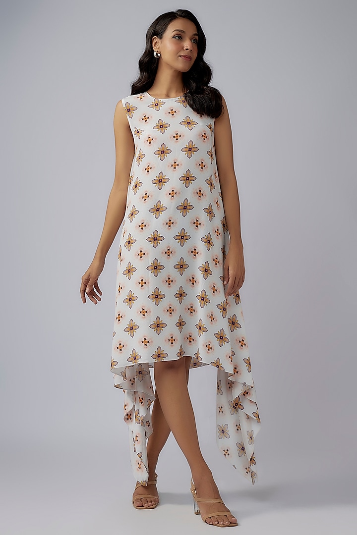 Ivory Crepe Printed Tunic by Payal Singhal at Pernia's Pop Up Shop