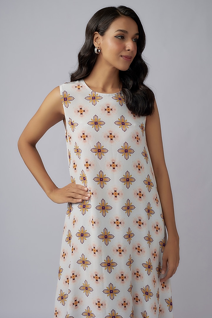 Ivory Crepe Printed Tunic by Payal Singhal at Pernia's Pop Up Shop