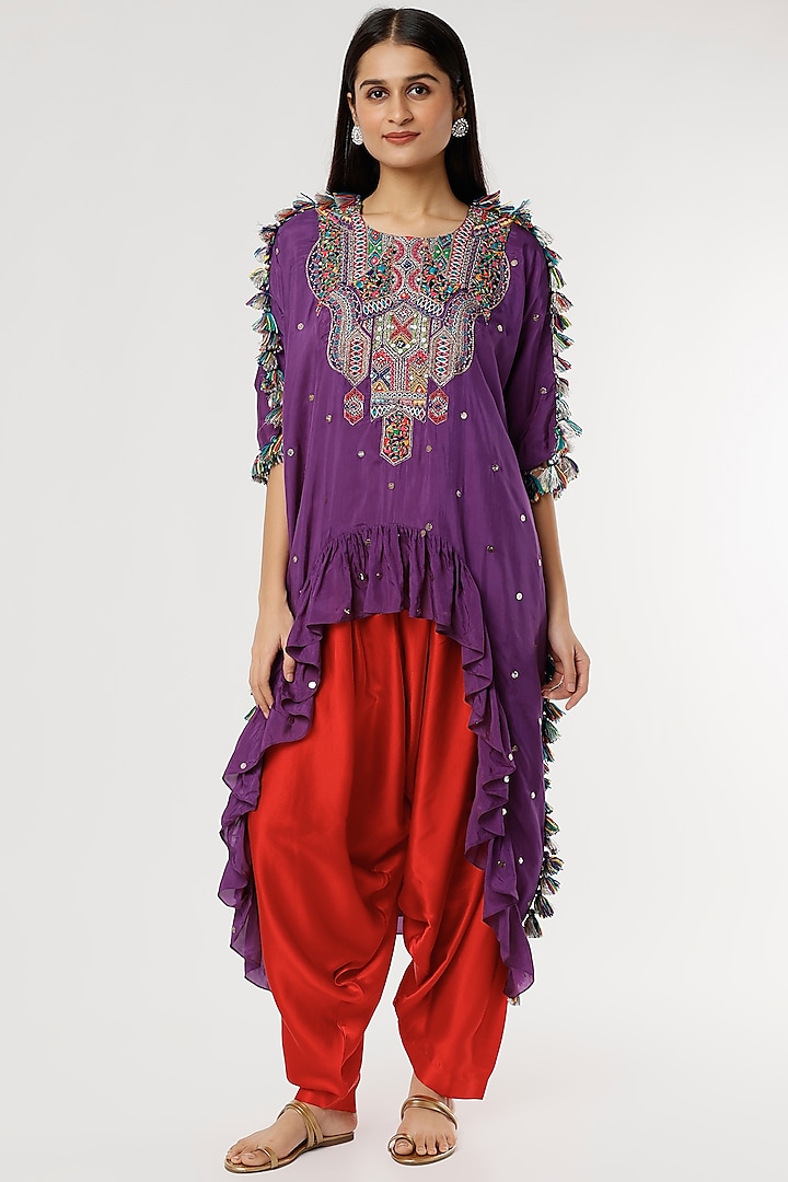 Purple Embroidered Kaftan Set by Payal Singhal at Pernia's Pop Up Shop