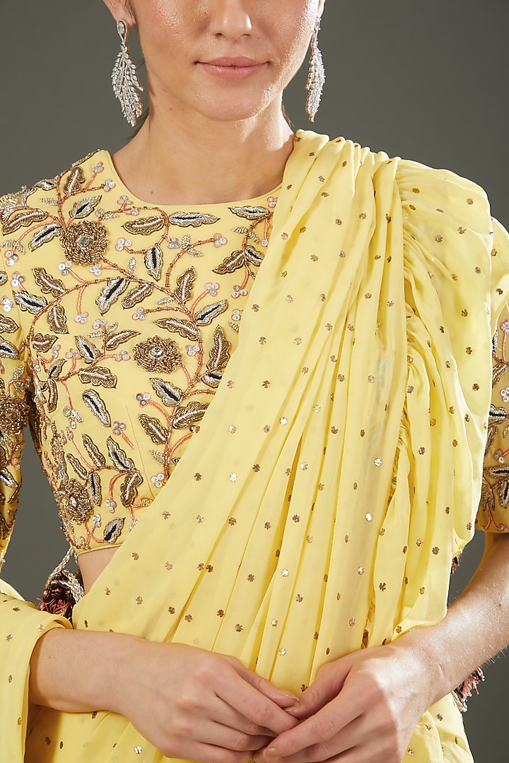 Yellow Mukaish Georgette Pre-Stitched Wedding Saree Set by Payal Singhal at Pernia's Pop Up Shop