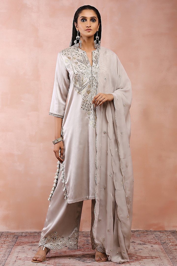Grey Satin Embroidered Kurta Set by Payal Singhal at Pernia's Pop Up Shop