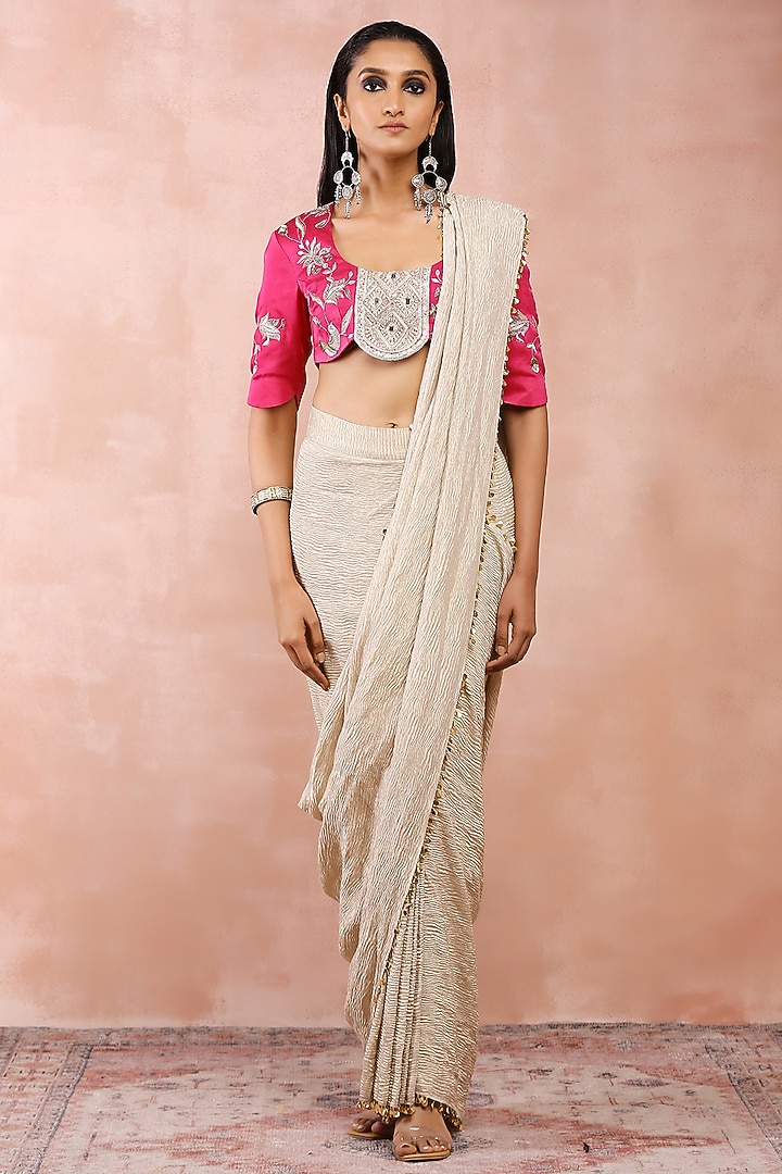 Silver Organza Crushed Tissue Reception Saree Set by Payal Singhal at Pernia's Pop Up Shop