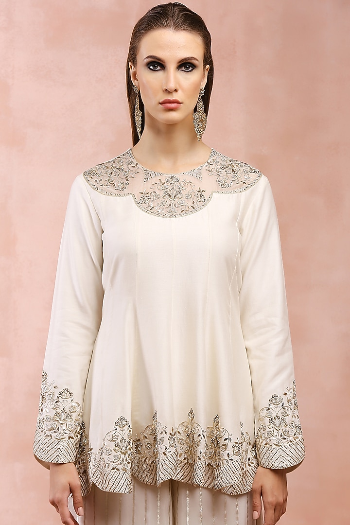 Off-White Organza Embroidered Kalidar Kurta Set by Payal Singhal at Pernia's Pop Up Shop