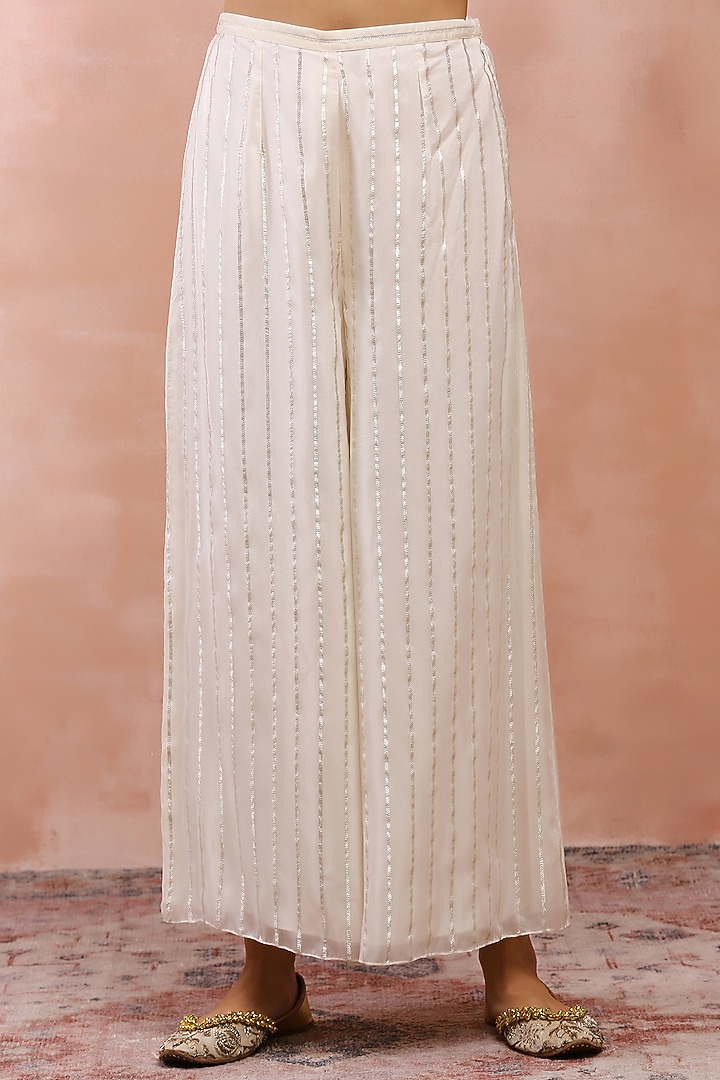 Off-White Organza Embroidered Kalidar Kurta Set by Payal Singhal at Pernia's Pop Up Shop