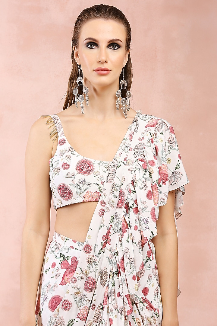 Off-White Crepe Printed Frilled Reception Saree Set by Payal Singhal at Pernia's Pop Up Shop