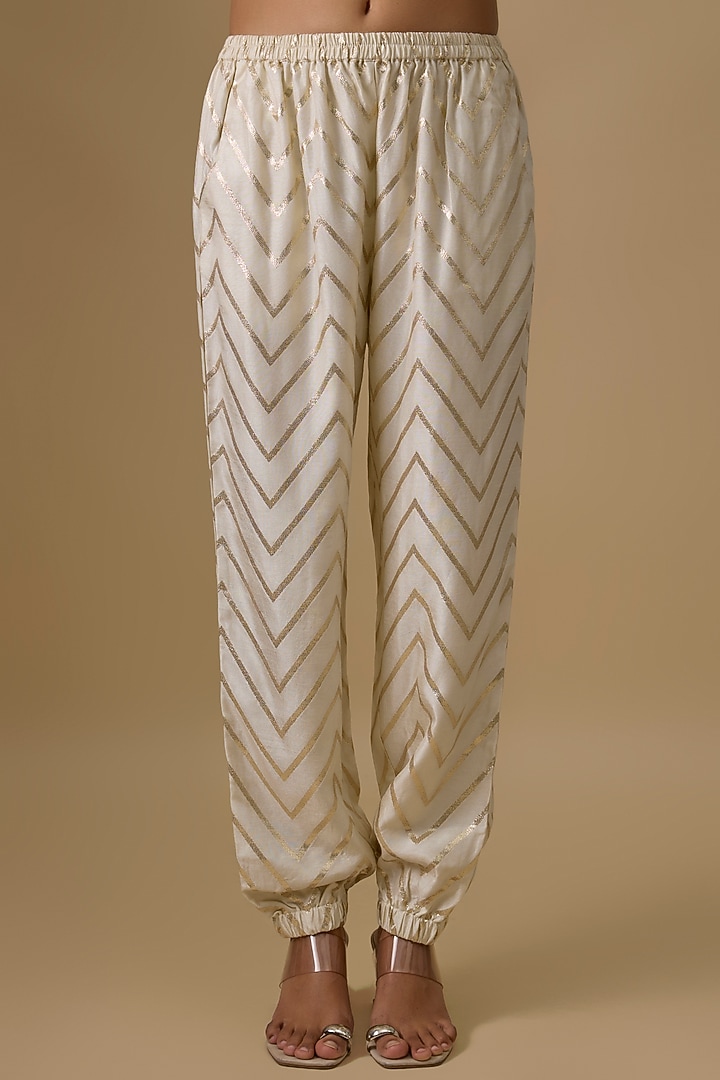 Off-White Dola Silk Embroidered Kaftan Set by Payal Singhal at Pernia's Pop Up Shop