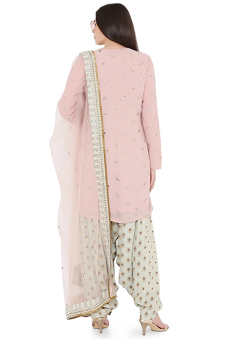 Rose Pink Embroidered Yoke Kurta Set by Payal Singhal at Pernia's Pop Up Shop