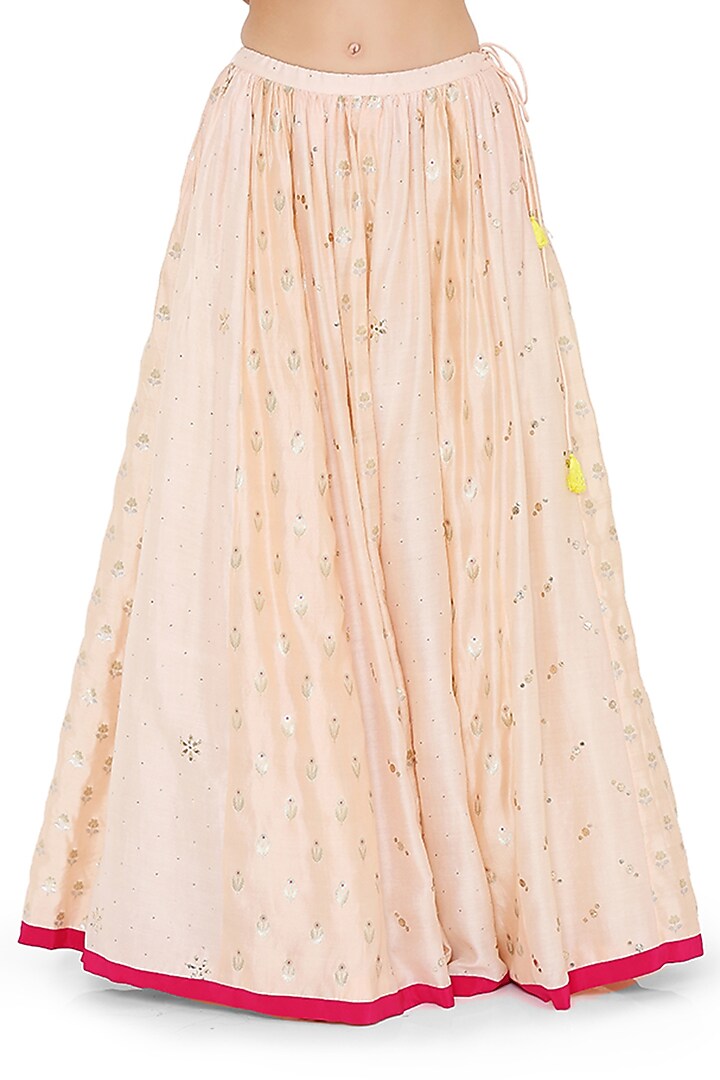 Peach Silk Mulmul Paneled Wedding Lehenga Set by Payal Singhal at Pernia's Pop Up Shop