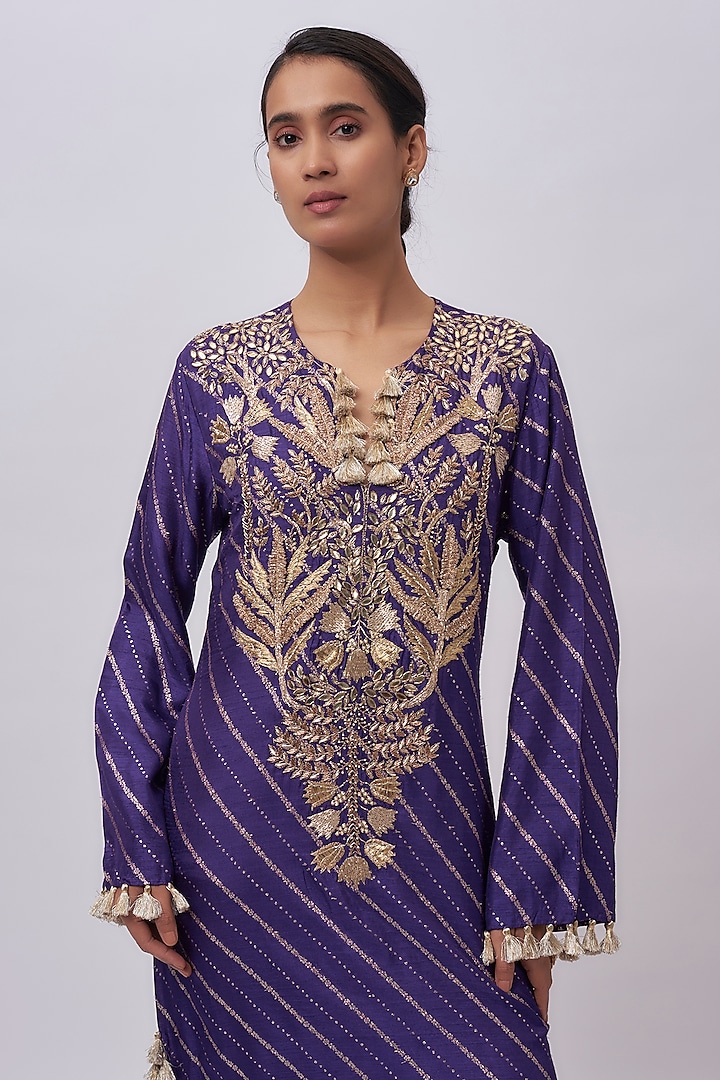 Purple Dola Silk Hand Embroidered Kaftan by Payal Singhal at Pernia's Pop Up Shop