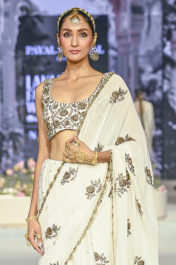 Off-White Silkmul & Georgette Embroidered Saree Set by Payal Singhal at Pernia's Pop Up Shop