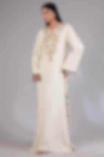 Off-White Dola Silk Resham Embroidered Kaftan by Payal Singhal at Pernia's Pop Up Shop