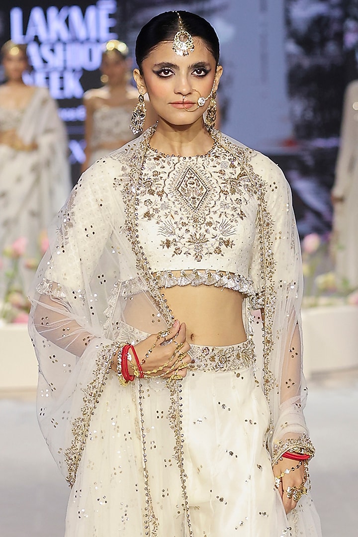 Off-White Mukaish Organza Embroidered Bridal Sharara Set by Payal Singhal at Pernia's Pop Up Shop