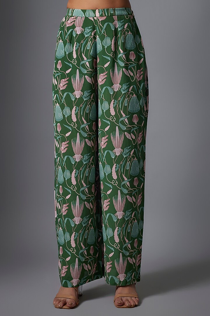 Green Crepe Island Escape Digital Printed Kurta Set by Payal Singhal at Pernia's Pop Up Shop