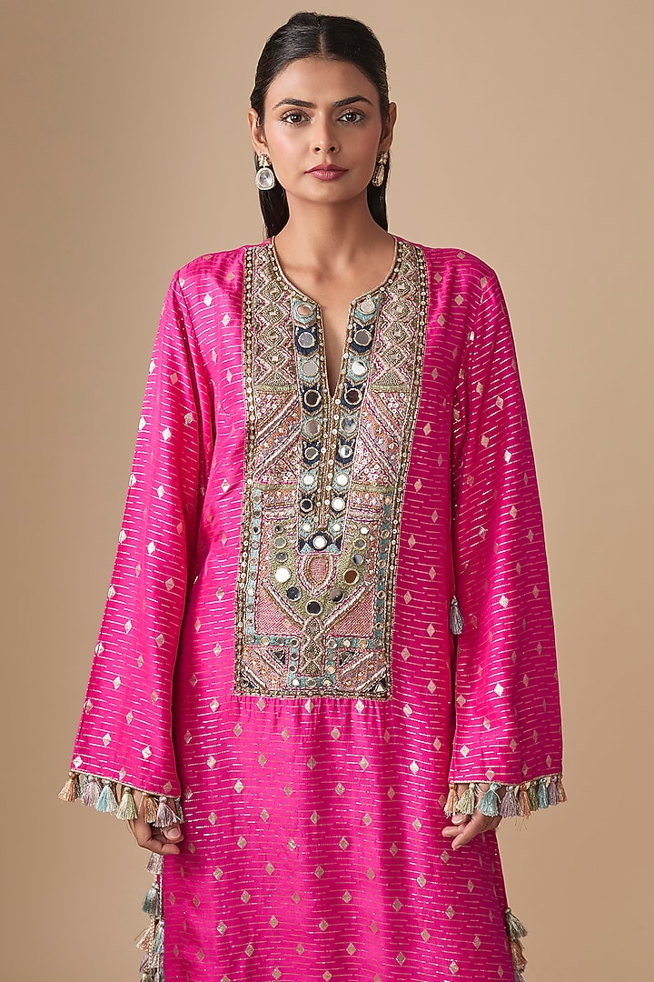 Pink Embroidered Dola Silk Kaftan by Payal Singhal at Pernia's Pop Up Shop