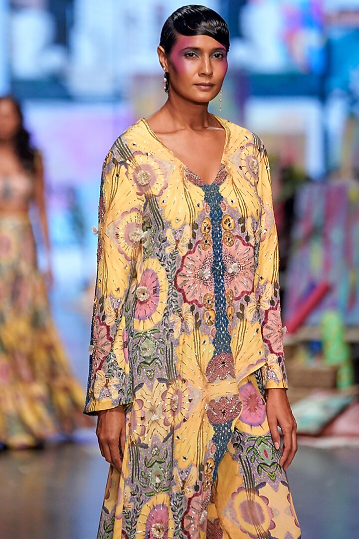 Yellow Printed Kurta Set by Payal Singhal at Pernia's Pop Up Shop