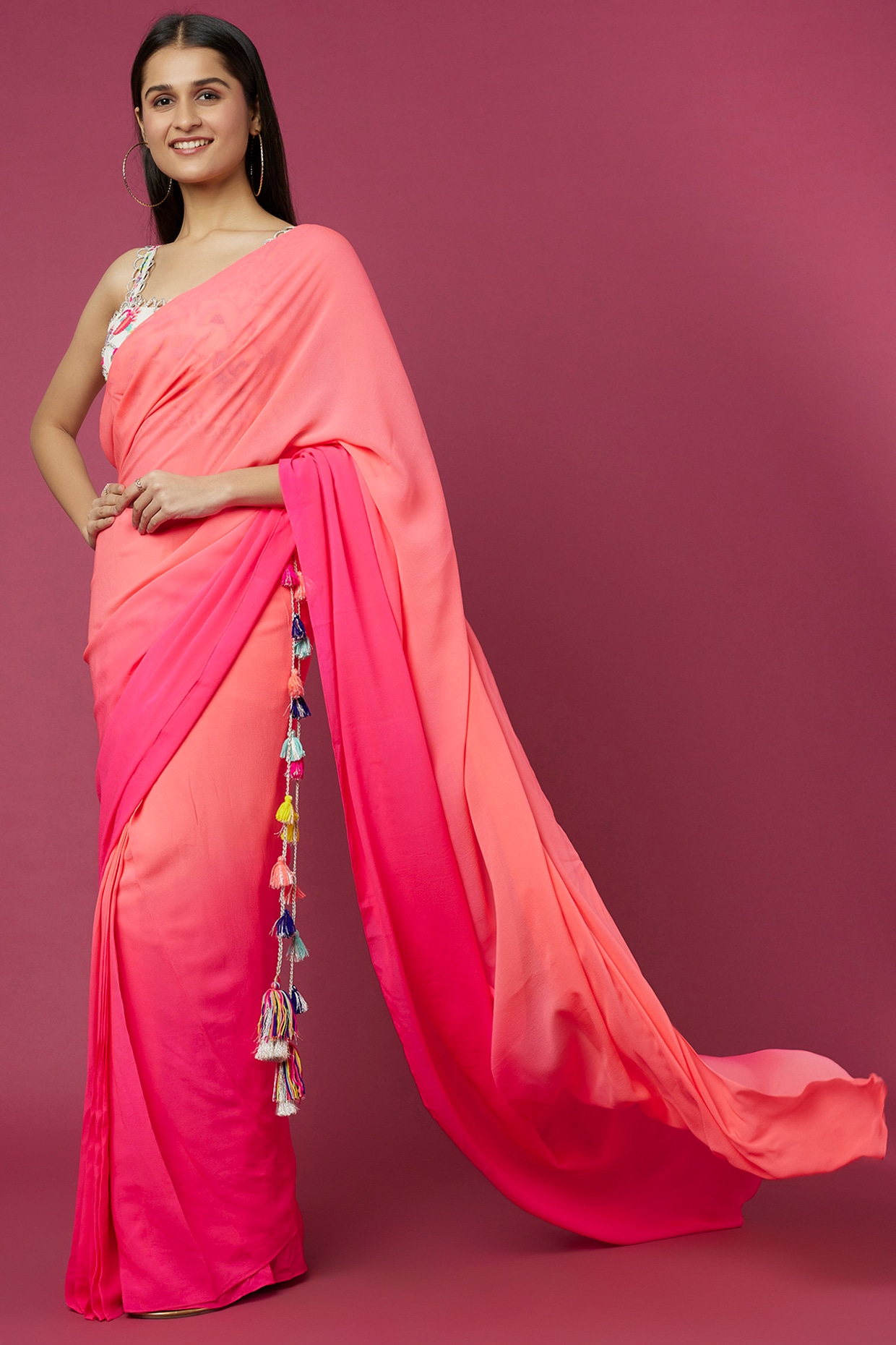 Buy online Peach Shimmer Plain Saree from ethnic wear for Women by Aas for  ₹2999 at 0% off | 2024 Limeroad.com