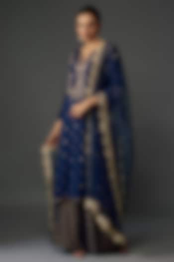 Navy Blue Georgette Embroidered Kurta Set by Payal Singhal at Pernia's Pop Up Shop