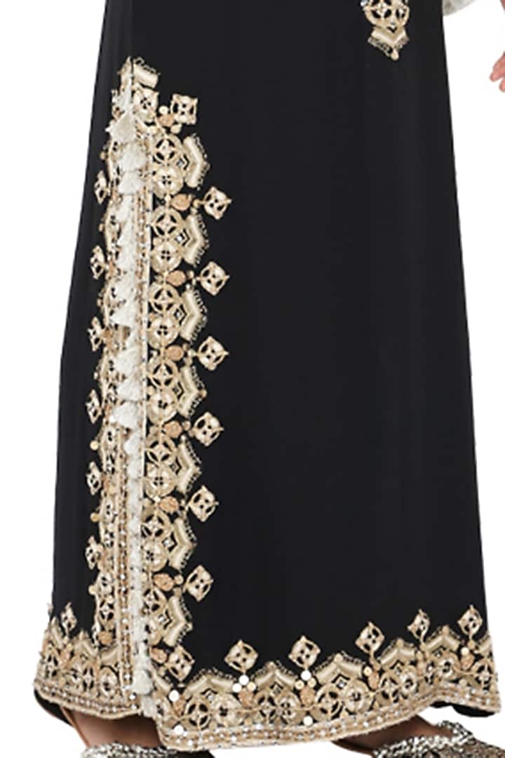Black Embroidered Kaftan by Payal Singhal at Pernia's Pop Up Shop