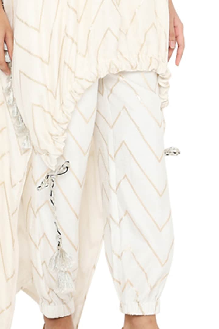 Off-White Embroidered Kaftan Set by Payal Singhal at Pernia's Pop Up Shop