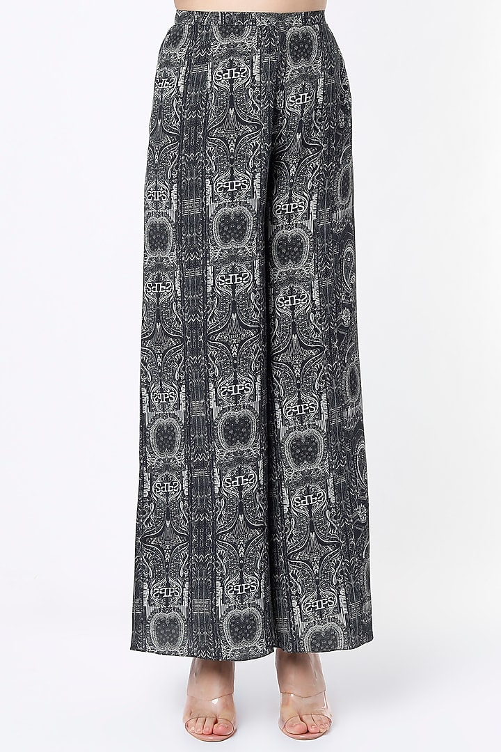 Black & White Embroidered Kaftan Set by Payal Singhal at Pernia's Pop Up Shop